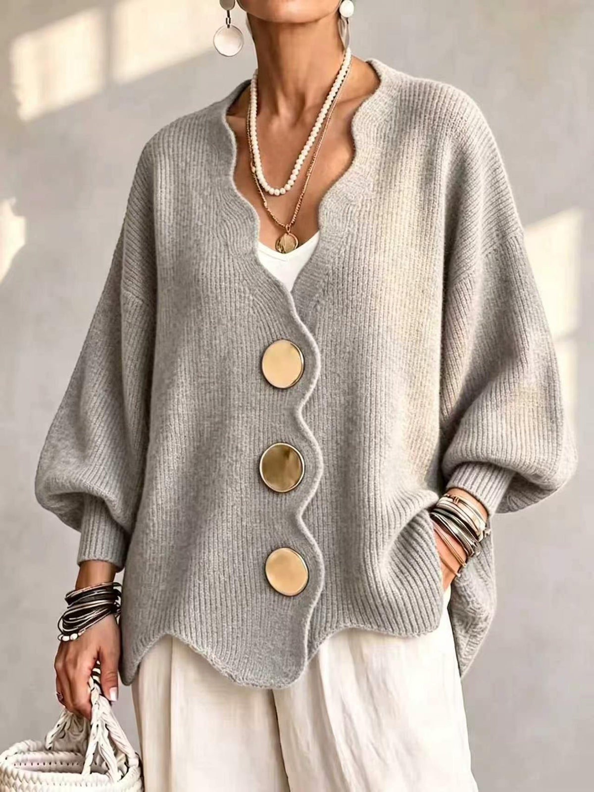 Elvira | Cardigan in Maglia con Bottoni e Scollo a V