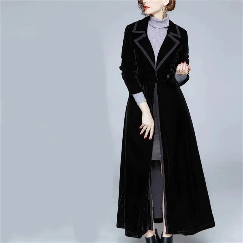 Seraphina | Cappotto Lungo in Velluto