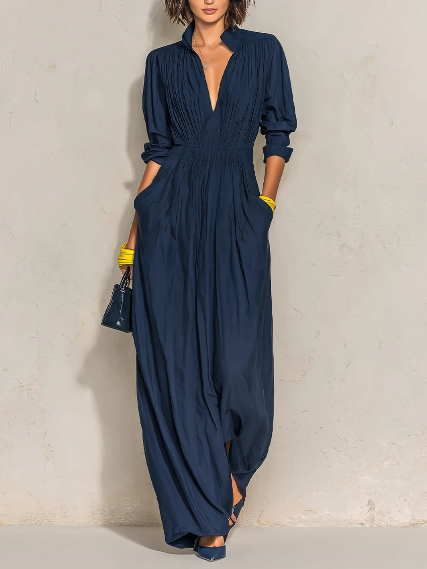 Daniela | Vestito lungo plissettato blu navy con scollo a V