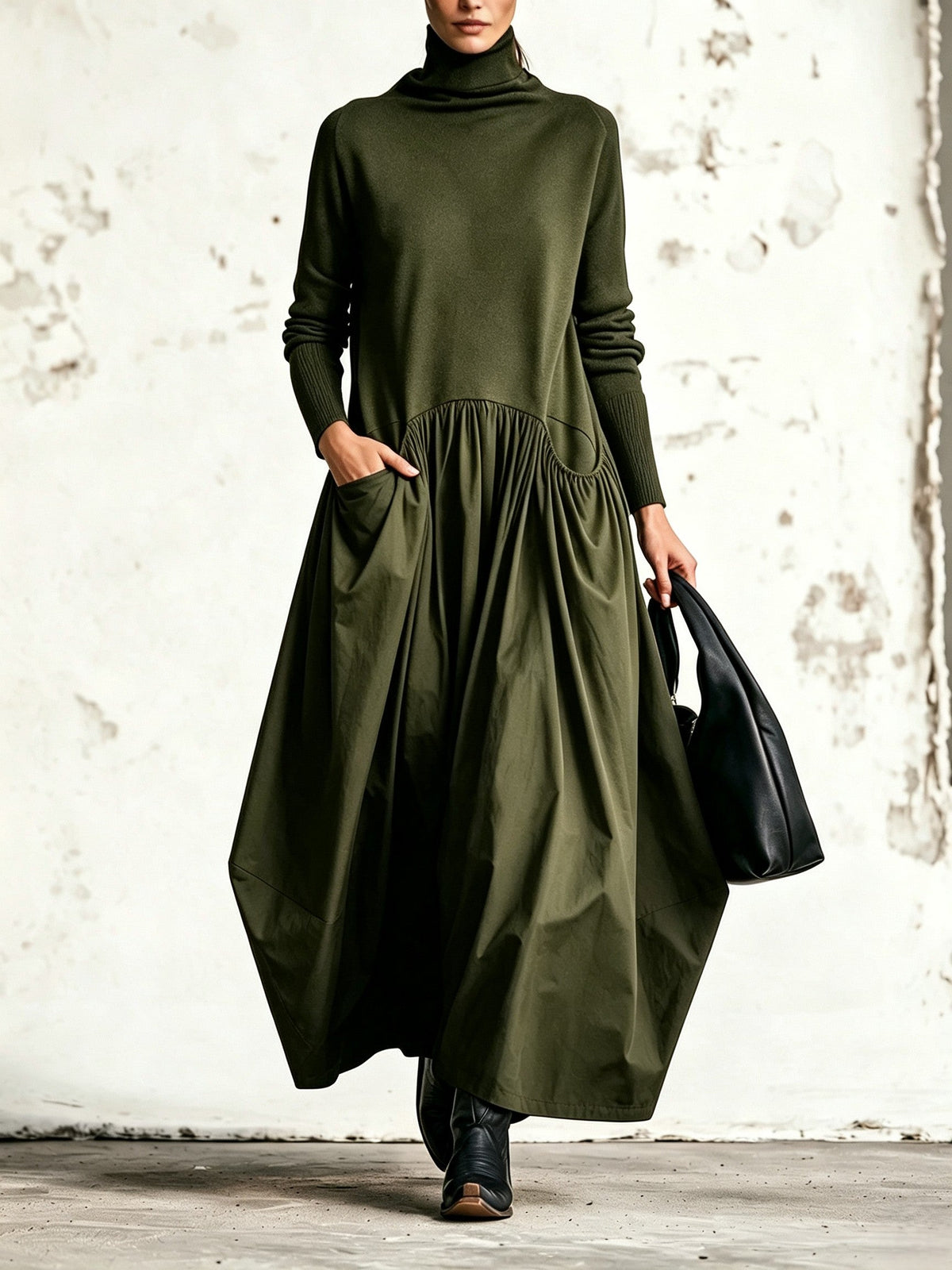Abito Lungo Oversize a Collo Alto con Tasche