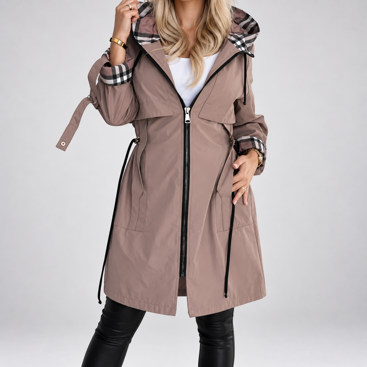 Orietta | Giacca Impermeabile e Antivento con Zip