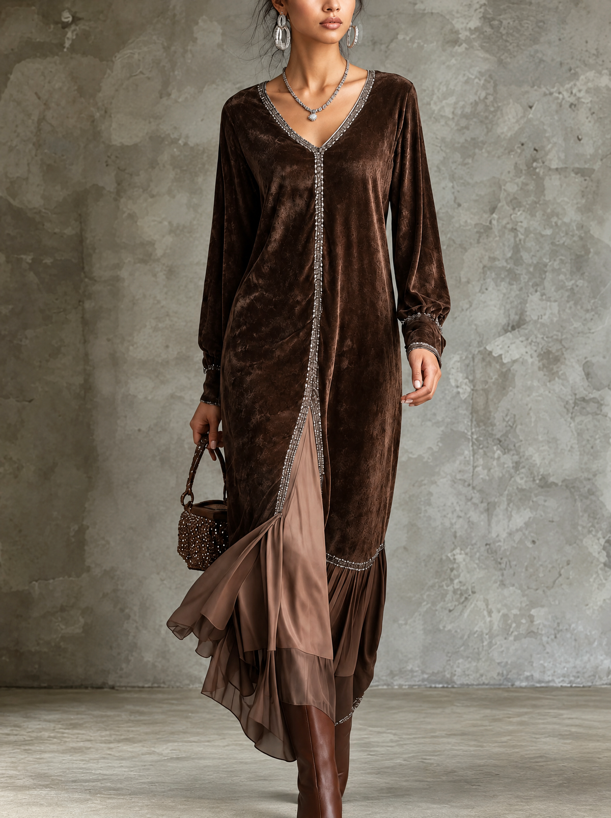 Annarita | Abito Midi in Scamosciato con Scollatura a V e Bordo