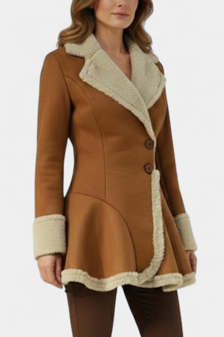 Agatha | Cappotto Svasato Aderente con Bottoni