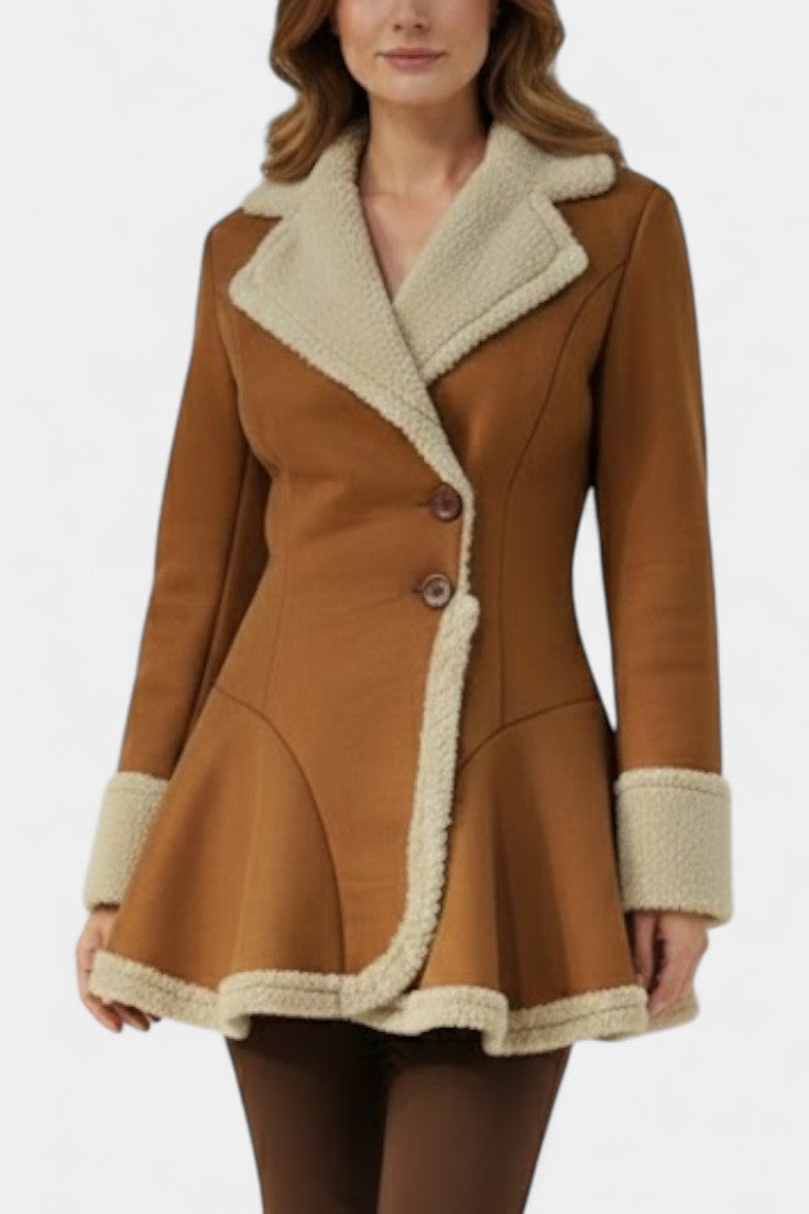 Agatha | Cappotto Svasato Aderente con Bottoni